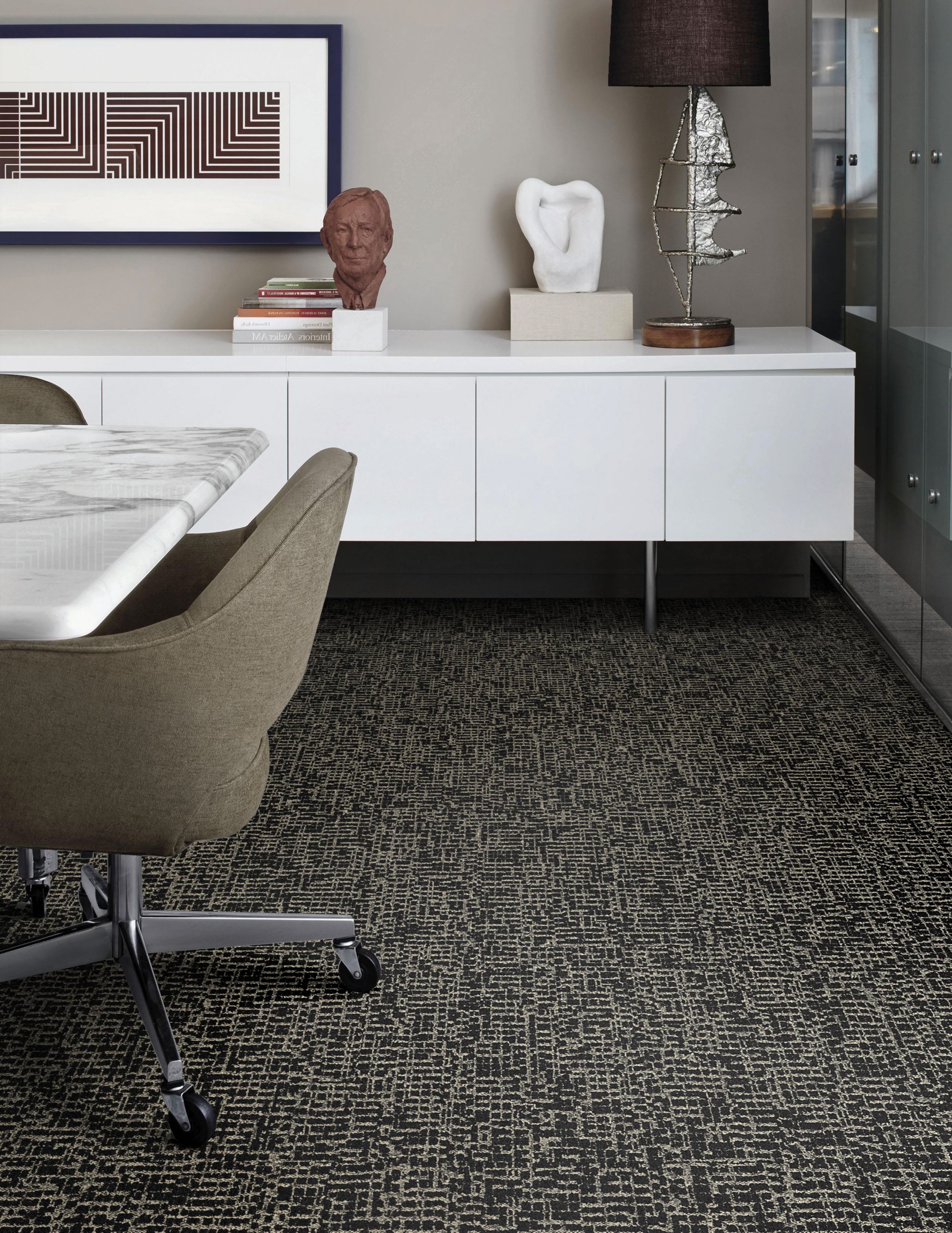 Interface DL904N carpet tile in private office image number 1